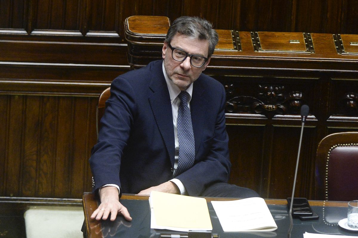 Giorgetti “Presto provvedimenti del Governo contro il caro energia”